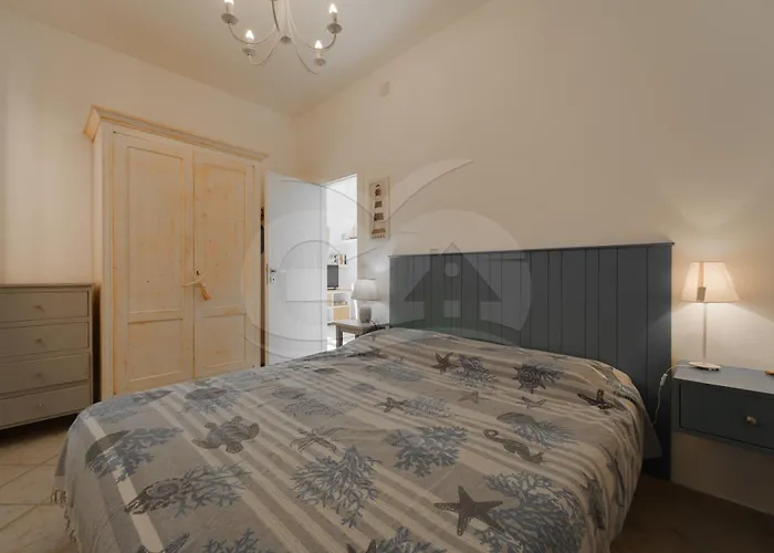 Sud Est - Goelba Apartman Porto Azzurro